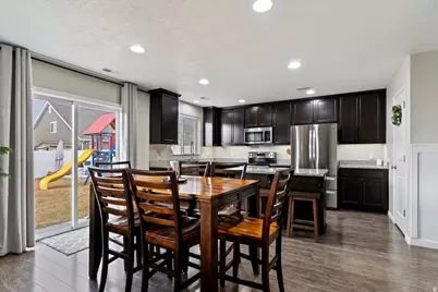 3570 S Creek Side Ln, Syracuse, UT 84075 - Photo 23