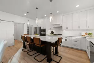 10862 N Marble Manor W, Highland, UT 84003 - Photo 9