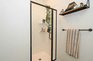 571 N 1400 W, Farmington, UT 84025 - Photo 11