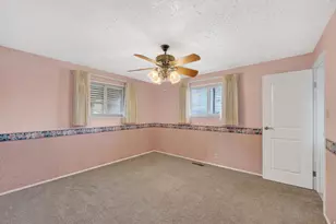 304 W 2300 S, Bountiful, UT 84010 - Photo 13