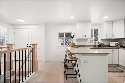 12332 S 2700 W, Riverton, UT 84065 - Photo 7