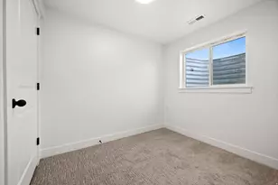 12332 S 2700 W, Riverton, UT 84065 - Photo 19