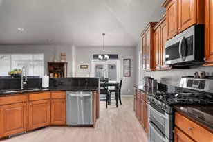 1391 S Canyon View Dr, Saratoga Springs, UT 84045 - Photo 15