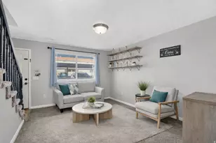 422 E 2050 N, North Ogden, UT 84414 - Photo 3