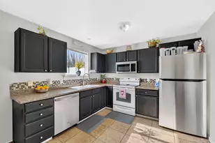 422 E 2050 N, North Ogden, UT 84414 - Photo 3