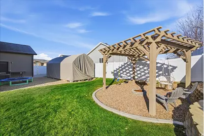 4182 N Sleeping Hollow Dr W, Eagle Mountain, UT 84005 - Photo 27