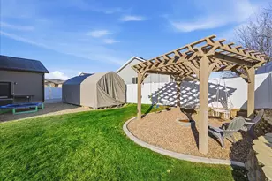 4182 N Sleeping Hollow Dr W, Eagle Mountain, UT 84005 - Photo 27