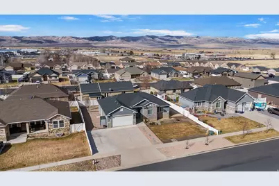 1383 N 200 E, Nephi, UT 84648 - Photo 35