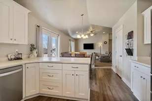 1383 N 200 E, Nephi, UT 84648 - Photo 5