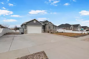 1383 N 200 E, Nephi, UT 84648 - Photo 29
