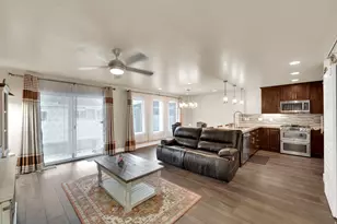 1373 W Stewart Falls Dr, Riverton, UT 84065 - Photo 9