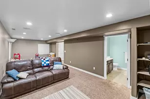 2738 W Cottonwood Dr, Lehi, UT 84048 - Photo 31