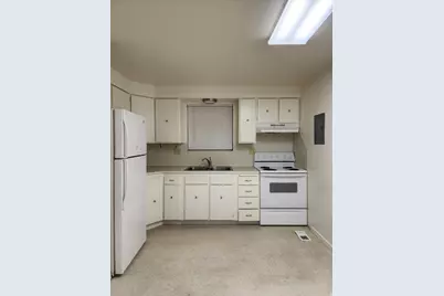 1068 S Ellen Cir, Orem, UT 84058 - Photo 7