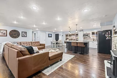 1065 N 100 E, American Fork, UT 84003 - Photo 11