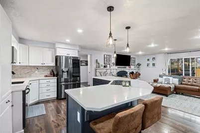 1065 N 100 E, American Fork, UT 84003 - Photo 3