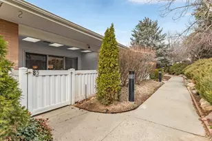 2286 E Carriage Ln, Holladay, UT 84117 - Photo 1