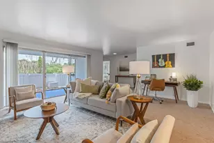 2286 E Carriage Ln, Holladay, UT 84117 - Photo 7