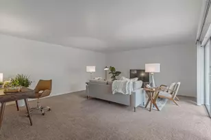 2286 E Carriage Ln, Holladay, UT 84117 - Photo 9