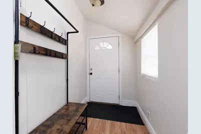 295 S State St, Ferron, UT 84523 - Photo 17