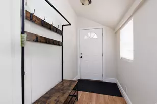 295 S State St, Ferron, UT 84523 - Photo 17