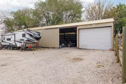 295 S State St, Ferron, UT 84523 - Photo 35