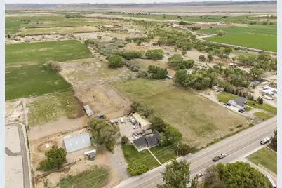 295 S State St, Ferron, UT 84523 - Photo 43