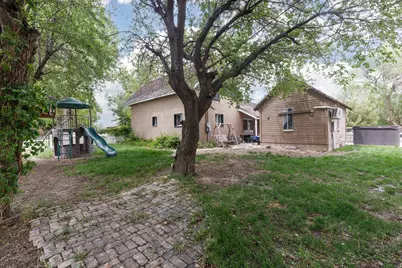 295 S State St, Ferron, UT 84523 - Photo 31