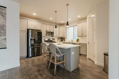 2420 N Alesund Way, Lehi, UT 84043 - Photo 17