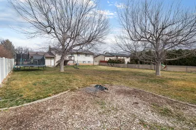 2181 S Katies Way, Clearfield, UT 84015 - Photo 29