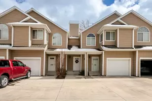 5385 S New Hampton Dr W, Murray, UT 84123 - Photo 1