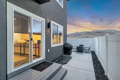 4948 E Lake Corner Dr N, Eagle Mountain, UT 84005 - Photo 25