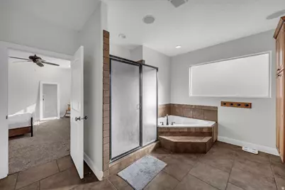 2551 S Honey Bee Cir, Washington, UT 84780 - Photo 25