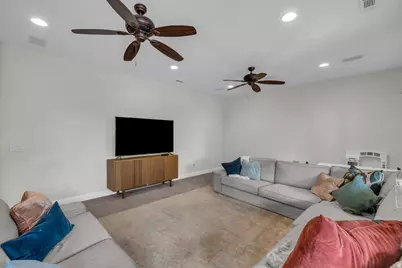 2551 S Honey Bee Cir, Washington, UT 84780 - Photo 33