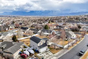 5496 W Prairie Dawn Ln, Herriman, UT 84096 - Photo 37