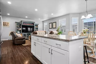 1443 W 550 S, Syracuse, UT 84075 - Photo 9