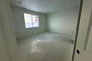 231 W 550 N, Smithfield, UT 84335 - Photo 9