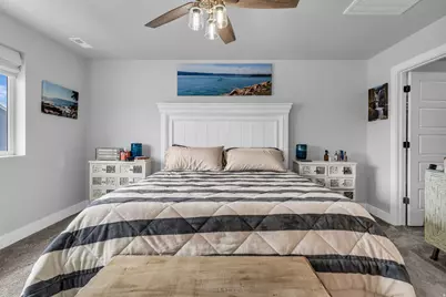 2049 W Natalie Ave, Syracuse, UT 84075 - Photo 17