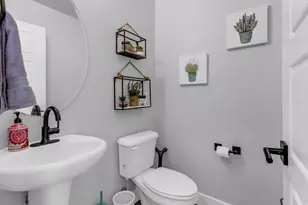 2049 W Natalie Ave, Syracuse, UT 84075 - Photo 13