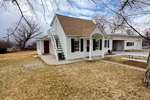 692 S 300 W, Mount Pleasant, UT 84647 - Photo 27