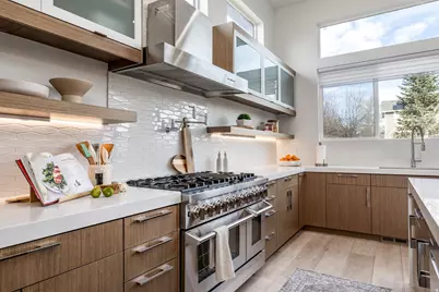 2194 W Legend Creek Ct S, South Jordan, UT 84095 - Photo 25