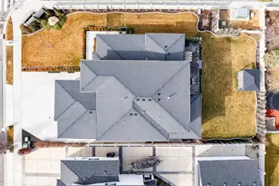 2194 W Legend Creek Ct S, South Jordan, UT 84095 - Photo 67