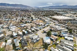 11265 S Crescent Park Cir E, Sandy, UT 84094 - Photo 27