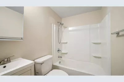 11265 S Crescent Park Cir E, Sandy, UT 84094 - Photo 13