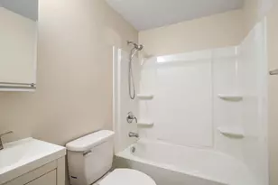 11265 S Crescent Park Cir E, Sandy, UT 84094 - Photo 13