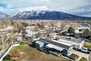 11265 S Crescent Park Cir E, Sandy, UT 84094 - Photo 25