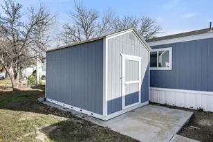 11265 S Crescent Park Cir E, Sandy, UT 84094 - Photo 17