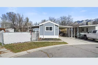 11265 S Crescent Park Cir E, Sandy, UT 84094 - Photo 21