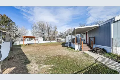 11265 S Crescent Park Cir E, Sandy, UT 84094 - Photo 21