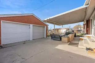 912 S 100 E, Orem, UT 84058 - Photo 27