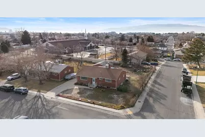 912 S 100 E, Orem, UT 84058 - Photo 31